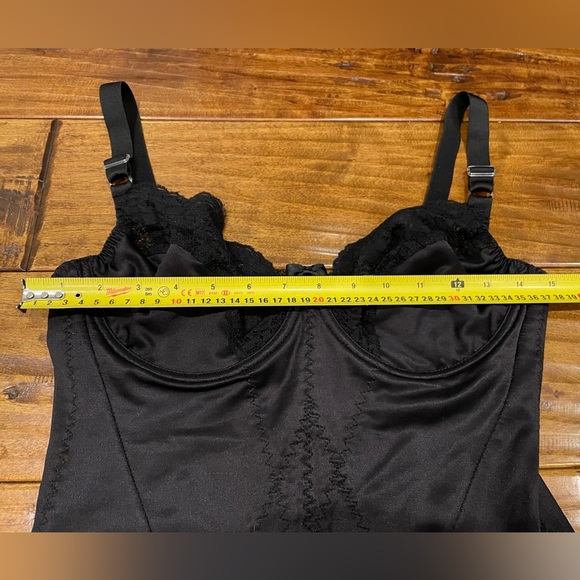 Vintage 38C black stretch satin bodysuit shapewear - Picture 6 of 7
